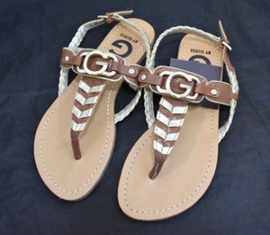 sandalias g by guess