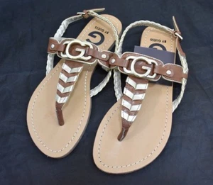 G BY GUESS GG LALLY 2-X SANDALI TANGA CINTURINO T MARRONE/METALLIZZATO 6M NUOVI CON ETICHETTE - Foto 1 di 4