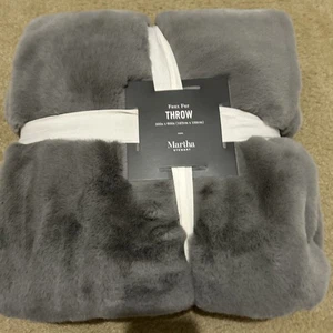 Martha Stewart Kunstfell Überwurf 50" x 60" grau Farbe $ 130 Einzelhandel - Bild 1 von 24