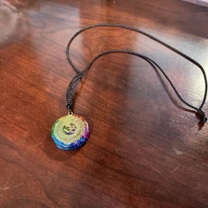 Orgonite OM Symbol Luminous 7 Chakra Healing Men Necklace / pendant - Picture 1 of 5