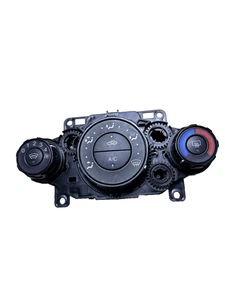 Ford Fiesta Zetec SNJB Klimabedienteil 8A6119980BE Bj 2010 - Bild 1 von 7