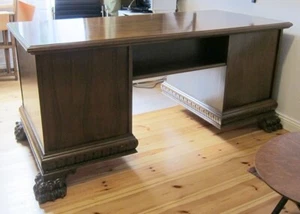 SCHREIBTISCH TISCH MIT LÖWENTATZEN HERRENZIMMER - Bild 1 von 9