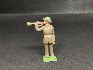 Army Bugler Soldier By Crescent (Yellow 934) - Picture 1 of 6