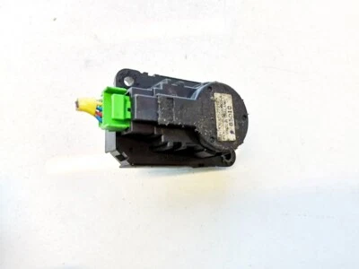 Motor actuador control aleta ventilación calentador Mitsubishi Outlander 2009 #1011188-45 Foto 1 de 4