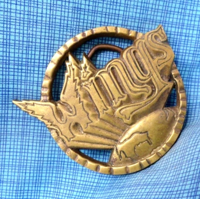 Banda Alas Promo Hebilla de Cinturón Paul McCartney & Wings De Colección Años 70 Latón Taiwán .NOX074 Foto 1 de 4