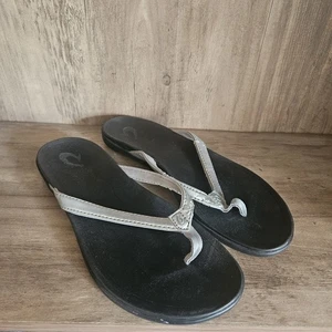 Womems OLUKAI Ho Opio Flip Flop Sandals Size 8 Black/Silver - Picture 1 of 10
