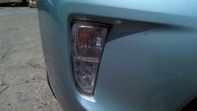 Lámpara delantera montada en parachoques derecho TOYOTA PRIUS 2012-2015 ENCHUFABLE Foto 1 de 1