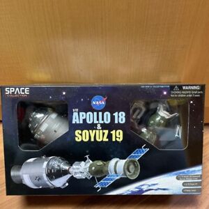 Spacecraft Apollo Soyuz Test Project Boxed Dragon Apollo 18 & Soyuz 19 1/72