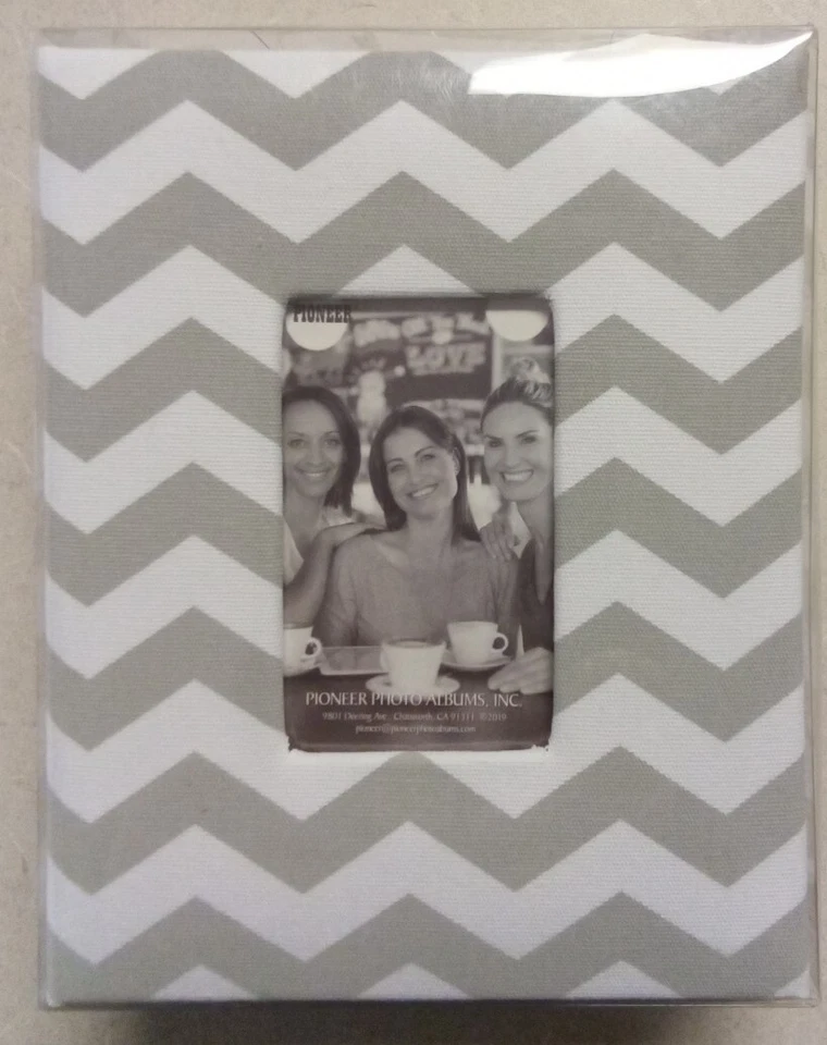 Pioneer Photo Albums CHEV-100 Chev Fabric Frame Photo Album with 100 Pockets