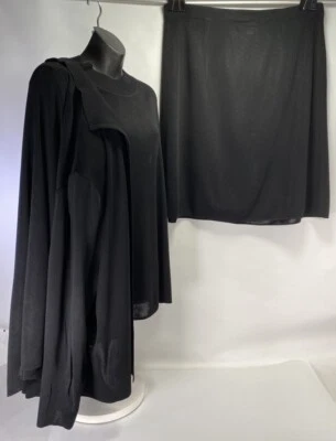 Exclusivamente Misook 3 Piezas Cárdigan Falda Tanque Conjunto Talla: 2xl / Falda 3XL Foto 1 de 4