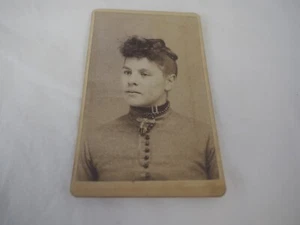 Victorian Antique Cabinet Card 4” x 2.5” Circa late 1800's Young Woman - Picture 1 of 2