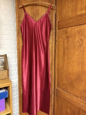 August Silk size M Berry Red Nightgown, Adjustable Straps, Side Slit, VGC - Image 1 of 4