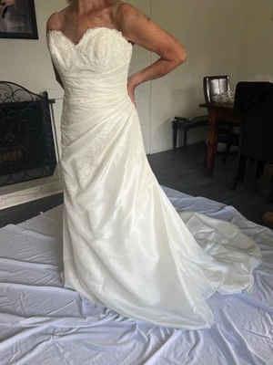 Vestido de novia sin tirantes ALLURE BRIDALS P761 12 Foto 1 de 4