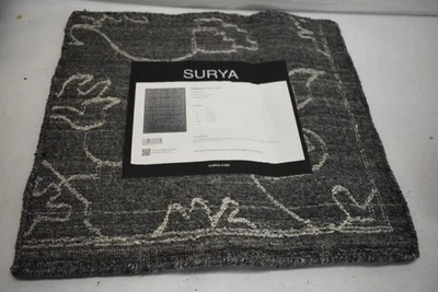 Alfombra Surya Hightower HTW-3002 muestra 18 pulgadas anudada a mano 100 % viscosa gris carbón Foto 1 de 4