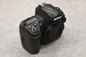 Nikon D700 SLR-Digitalkamera (Body) - Bild 1 von 16