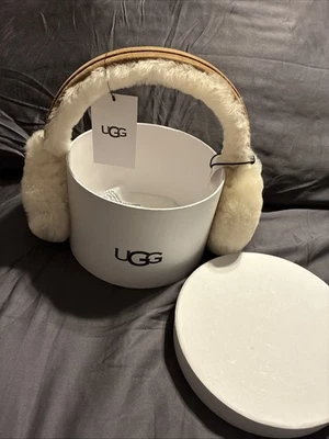 全新带标签 UGG 澳大利亚剪羊毛耳罩栗色 — 第 1/4 张图片
