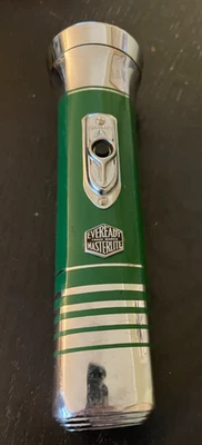 Linterna Eveready Masterlite Metal Verde De Colección - Años 50 - Funciona - Excelente Estado Foto 1 de 3