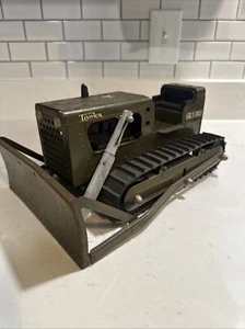 Tonka Army Bulldozer Vtg 60s Pressed Steel Military GR2-2431 with Working Blade - Picture 1 of 10