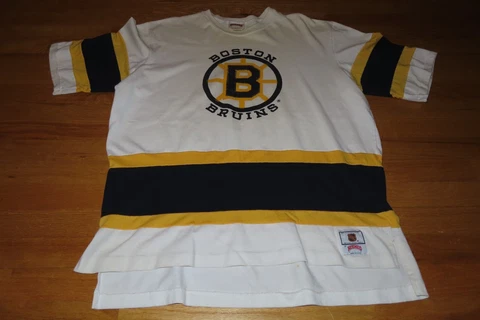 Vintage Nutmeg Label - 1980's BOSTON BRUINS (XL) Hockey Jersey Cover