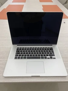 MacBook pro 2015 metà 15 - Foto 1 di 7
