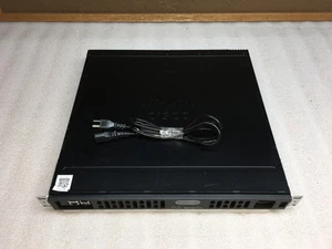 CISCO 4300 Series ISR4331 Integrated Services Router w/ UCS-E160S-M3/K9 Module - Afbeelding 1 van 10
