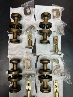 Paquete de 4 perillas de puerta de privacidad de latón antiguas para dormitorio baño manijas interiores Foto 1 de 4