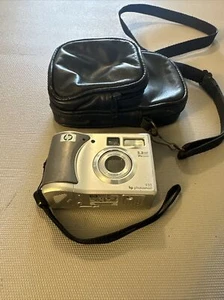 HP Photosmart 935 Digital Camera - Picture 1 of 11