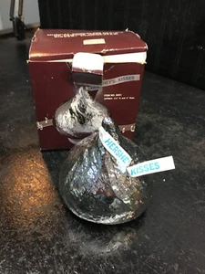 Vintage RARE Hershey’s Kisses Trinket/Music Box Jewelry Box Collectible WORKING! - Picture 1 of 7