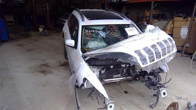 Conjunto completo de motor usado se adapta a: Jeep Cherokee 2015 3,2 L VIN S octavo dígito uno Foto 1 de 4