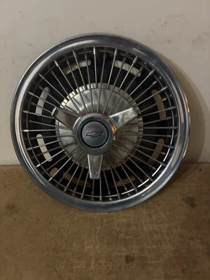 VINTAGE 1965 1966 CHEVY CHEVROLET IMPALA CAPRICE CORVAIR 14” HUBCAP WHEEL COVER Foto 1 de 4