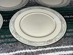 Lenox Charleston Cosmopolitan Collection Salad Plates Set Of 4 Vintage Platinum - Picture 1 of 9