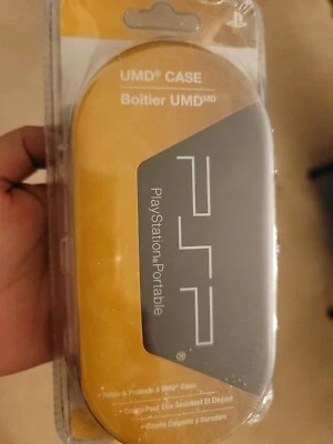 psp game Case with 2 games. Motor sport  arcticedge /  mod nation racers - Image 1 of 2