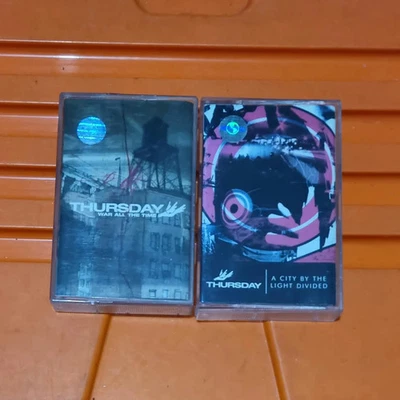 THURSDAY Cassette Tapes Foto 1 de 3