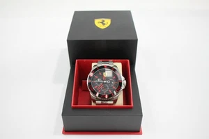 Mens Scuderia Ferrari Day/Date Watch Quartz Working - Picture 1 of 5