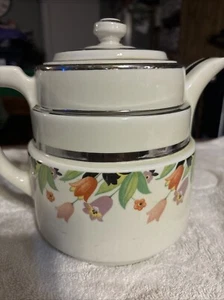 Vintage Hall Superior Quality Kitchenware U.S.A Crocus Coffee/Tea Pot - Picture 1 of 5