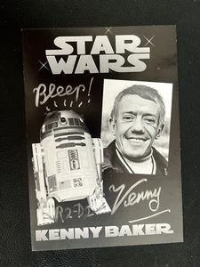 KENNY BAKER - LATE GREAT STAR WARS ACTOR - EXCELLENT SIGNED PROMO PHOTOGRAPH - Bild 1 von 1