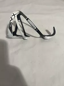 Bontrager XXX carbon bottle cage RRP £90 - Picture 1 of 7