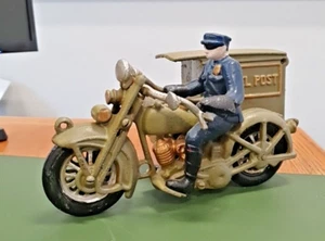 Motorcycle Post Man in Cast Iron - Picture 1 of 4
