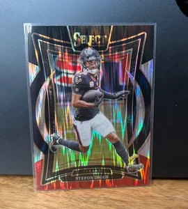 Amortiguador Panini Select 2024 - Stefon Diggs - #94 negro y rojo Prizm - Texans - Imagen 1 de 2