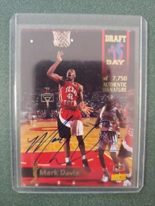 1995 Signature Rookie Mark Davis Autographed Card - #5260/7750 - Picture 1 of 1