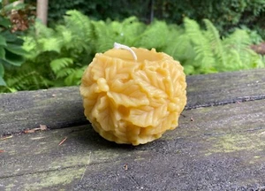 Holly Leaf Sphere Beeswax Candles / Bees Wax Holly Bush Ball / Berries Christmas - Picture 1 of 5