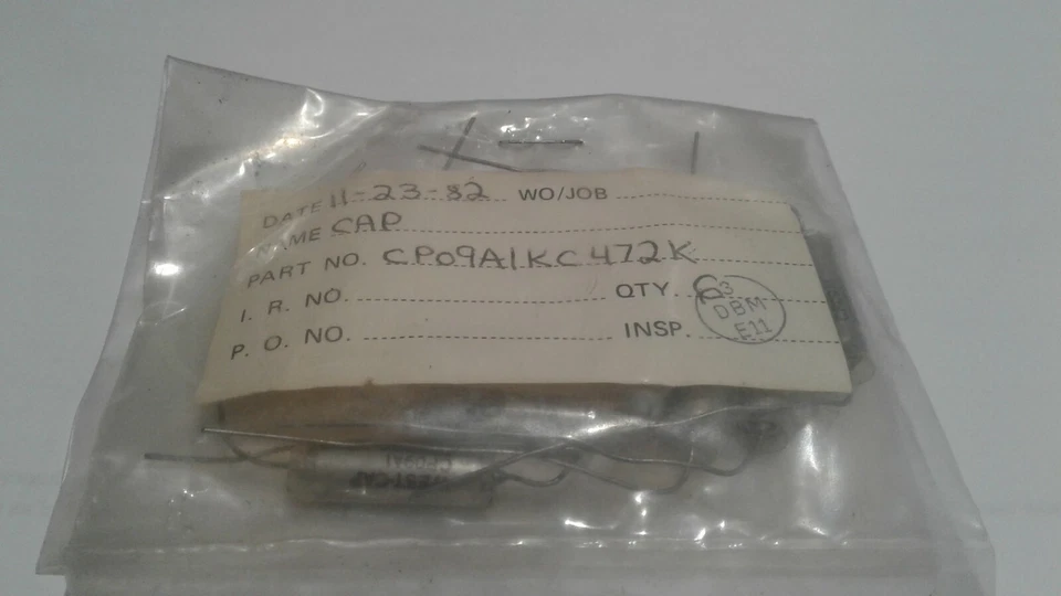 (1 件)CP09A1KC472K,西帽,CAPACITOR,军事 — 第 1/1 张图片