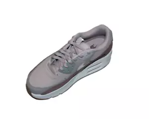 WOMEN'S NIKE AIR MAX 90 LV8 LT IRON ORE/ PLATINUM VIOLET SNEAKERS - Picture 1 of 7