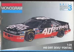 1994 Monogram Dirt Devil Pontiac #40 Model Kit #2973 - Picture 1 of 1