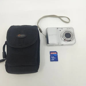 Cámara Fujifilm FinePix A235 12,2 MP + Tarjeta de 1 GB + Estuche - Plateada - Probada funcionando - Imagen 1 de 12
