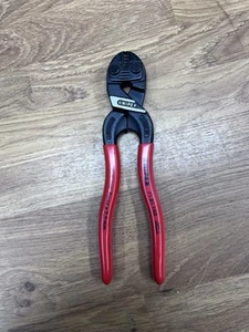 KNIPEX 71 01 160 KNIPEX CoBolt® Compact Bolt Cutters - Picture 1 of 3