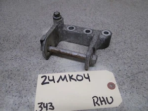 07-15 PATRIOT COMPASS 2.4 RIGHT UPPER ENGINE MOUNT ALUMINUM BRACKET (Pass side) - Bild 1 von 2