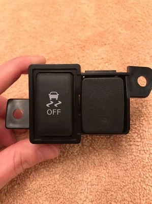 Interruptor de botón de control de tracción OEM NISSAN VERSA NOTE 2014-2015* Foto 1 de 3