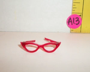 DE COLECCIÓN IDEAL MUÑECA TAMMY OJO DE GATO ROJO GAFAS CON BISAGRAS ACCESORIO EN MUY BUENA CONDICIÓN AÑOS 60 A13 - Imagen 1 de 4