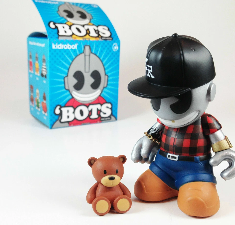 Kidrobot BOTS Figura Caja Ciega - KidGangster Edición Limitada Foto 1 de 1